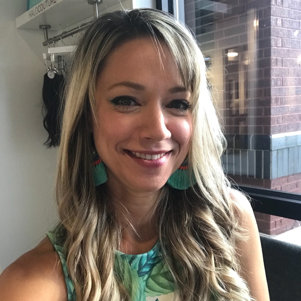 Meet your Posher, Crystal